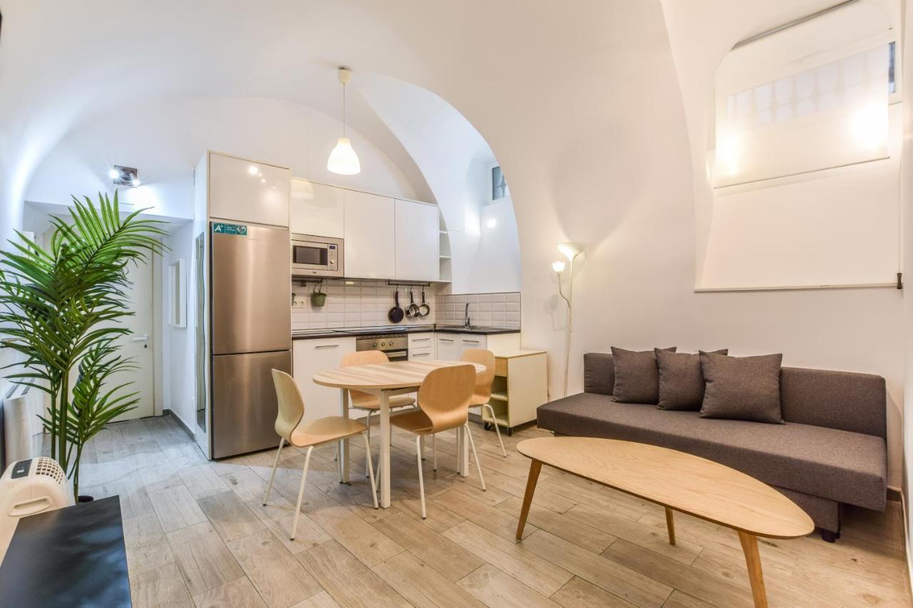 Apartamento En Pleno Barrio De Las Letras Apartment Madrid Luaran gambar