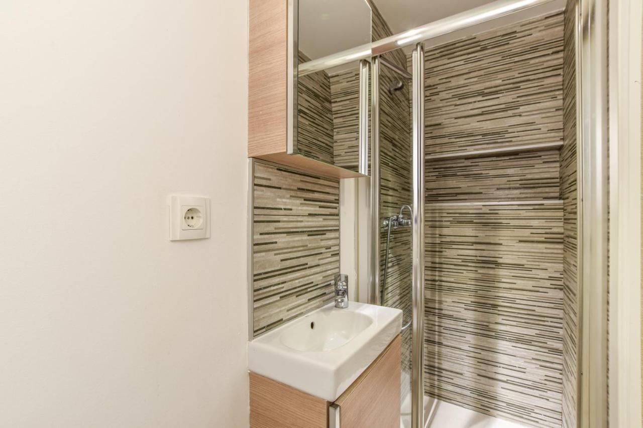 Apartamento En Pleno Barrio De Las Letras Apartment Madrid Luaran gambar