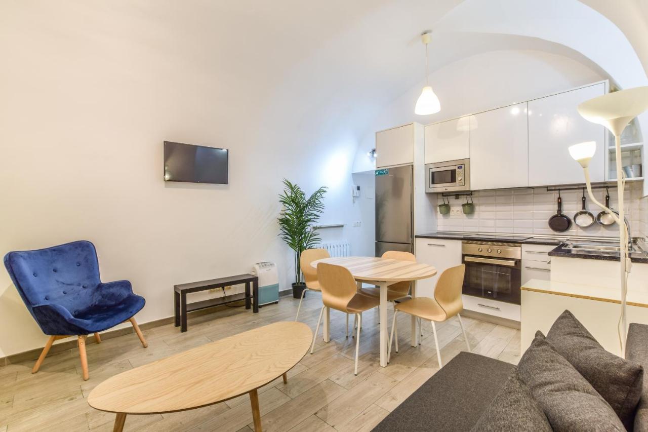 Apartamento En Pleno Barrio De Las Letras Apartment Madrid Luaran gambar